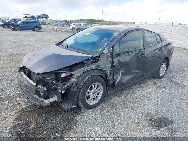 Toyota Prius 2018 JTDKBRFU6J3599701 Image 2