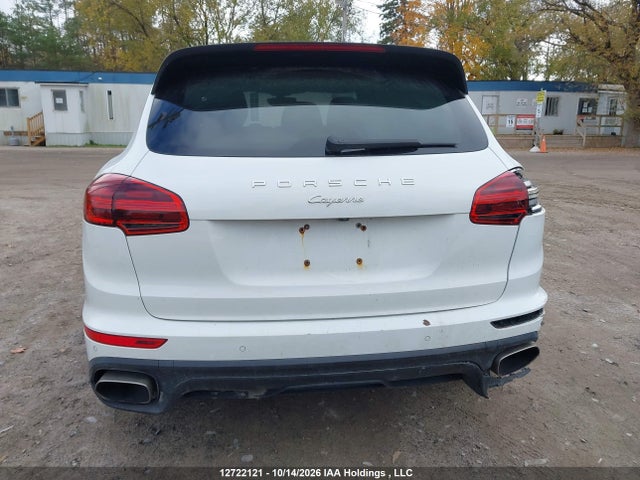 Porsche Cayenne 2016 WP1AA2A27GLA03062 Image 16