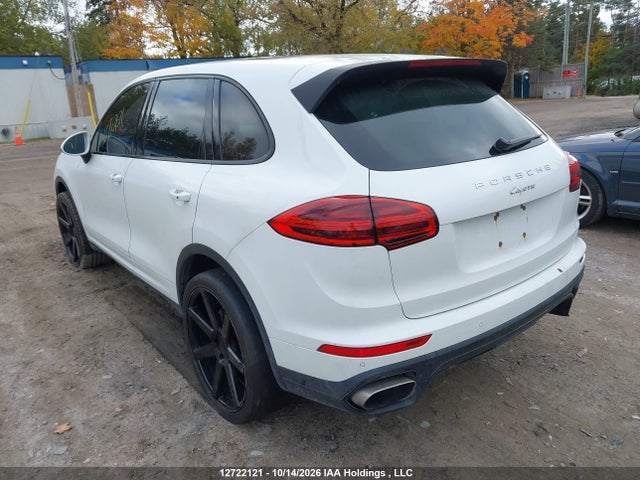 Porsche Cayenne 2016 WP1AA2A27GLA03062 Image 3