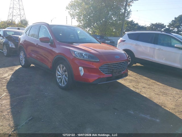 12722122 :رقم المزاد ، 1FMCU9DZ4NUA59580 vin ، 2022 Ford Escape Titanium Hybrid مزاد بيع