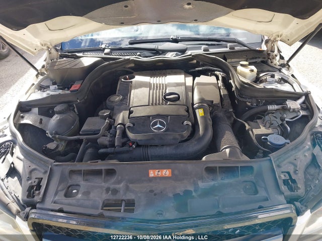2012 Mercedes-benz C 250 მანქანა იყიდება აუქციონზე, vin: WDDGJ4HB4CF798681, აუქციონის ნომერი: 12722236