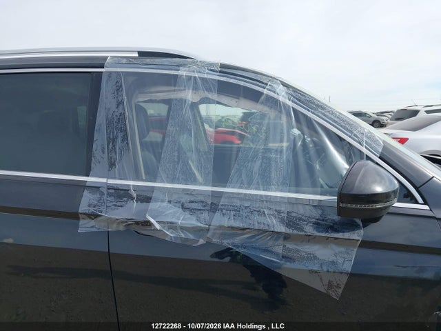 Volkswagen Tiguan 2018 3VV4B7AXXJM069598 Image 18