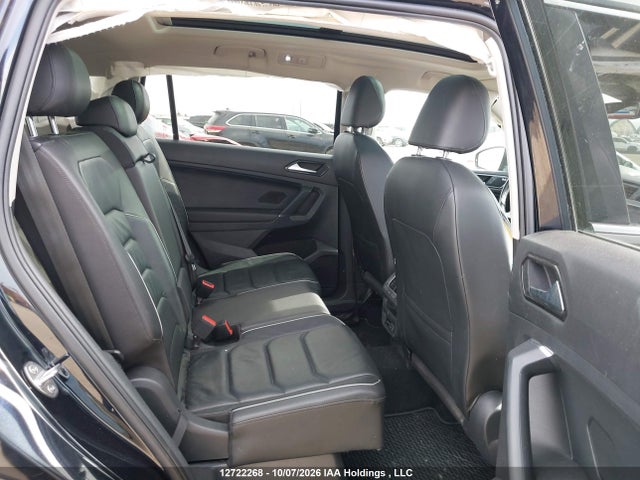 Volkswagen Tiguan 2018 3VV4B7AXXJM069598 Image 8