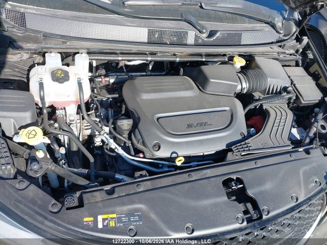 Chrysler Pacifica Limited 2026 2C4RC1GGXTR274355 Image 10