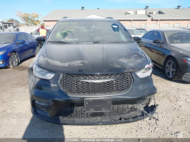 Chrysler Pacifica Limited 2026 2C4RC1GGXTR274355 Image 13