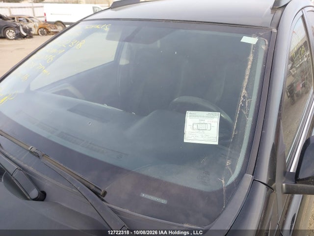 2T3ZFREV3FW151076 Toyota RAV4 LE