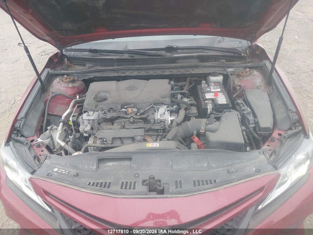 12717810 :رقم المزاد ، 4T1B11HK8JU634079 vin ، 2018 Toyota Camry L/le/xle/se/xse مزاد بيع