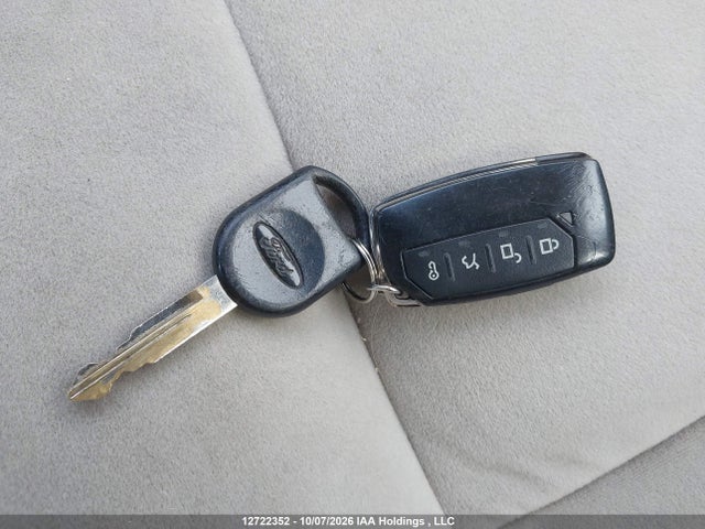 12722352 :رقم المزاد ، 2FABP7EVXBX150760 vin ، 2011 Ford Crown Victoria Lx مزاد بيع