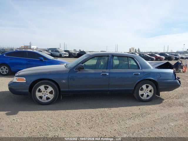 12722352 :رقم المزاد ، 2FABP7EVXBX150760 vin ، 2011 Ford Crown Victoria Lx مزاد بيع