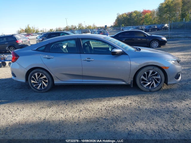 Продажа на аукционе авто 2018 Honda Civic Lx, vin: 2HGFC2F69JH014471, номер лота: 12722378