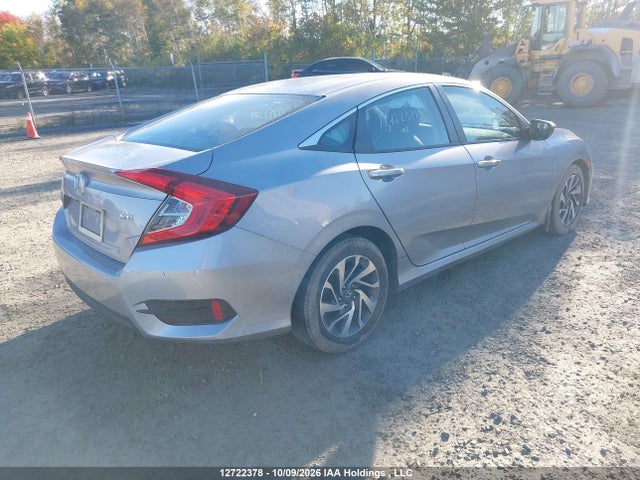 Продажа на аукционе авто 2018 Honda Civic Lx, vin: 2HGFC2F69JH014471, номер лота: 12722378