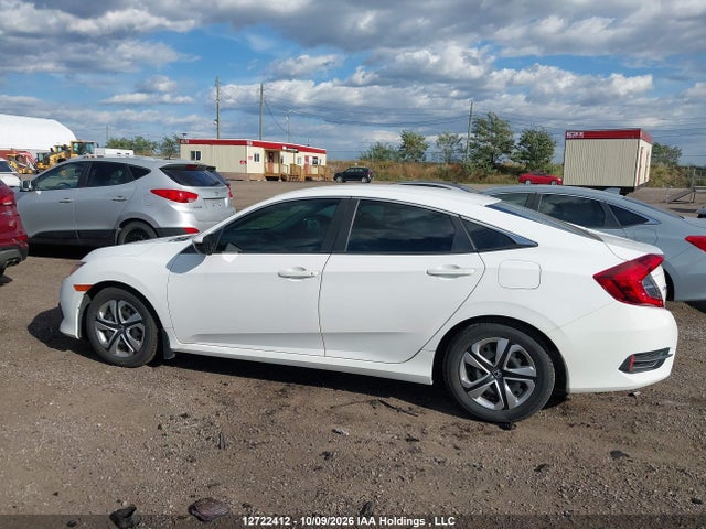 2017 Honda Civic Lx მანქანა იყიდება აუქციონზე, vin: 2HGFC2F54HH006330, აუქციონის ნომერი: 12722412