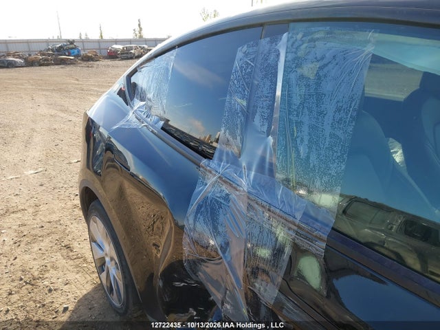 Tesla Model Y Long Range 2022 7SAYGDEEXNF426087 Image 22
