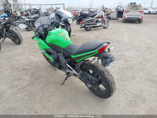 12722474 :رقم المزاد ، JKAEXKC12BDA03248 vin ، 2011 Kawasaki Ex400 Cb مزاد بيع