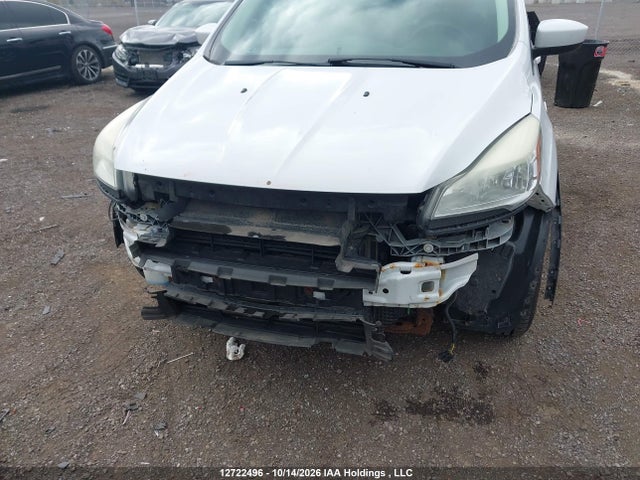 2013 Ford Escape Se მანქანა იყიდება აუქციონზე, vin: 1FMCU9GX9DUC73716, აუქციონის ნომერი: 12722496