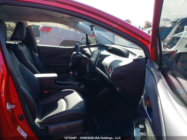 Toyota Prius Prime Upgrade 2022 JTDKAMFP0N3200352 Image 5