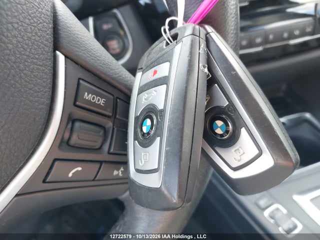 WBA8D9C57HK678048 BMW 330i Xdrive