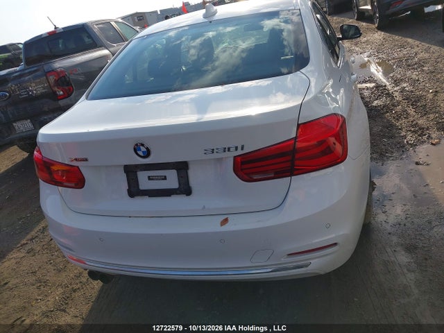 WBA8D9C57HK678048 BMW 330i Xdrive