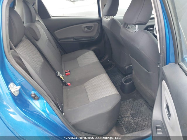 12722604 :رقم المزاد ، VNKKTUD30FA053593 vin ، 2015 Toyota Yaris Le مزاد بيع
