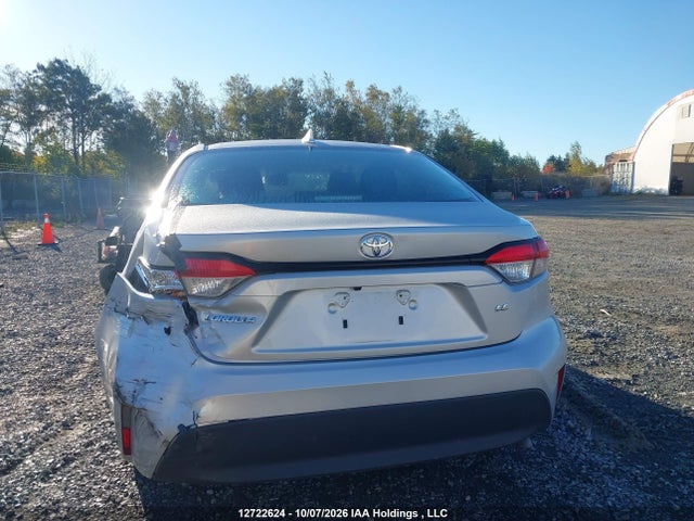 5YFB4MDE2SP262766 Toyota COROLLA LE