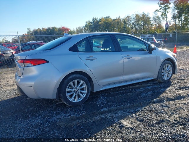 5YFB4MDE2SP262766 Toyota COROLLA LE