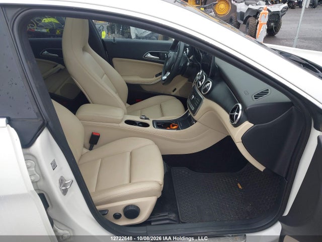 12722648 :رقم المزاد ، WDDSJ4GB8HN434076 vin ، 2017 Mercedes-benz Cla 250 4matic مزاد بيع