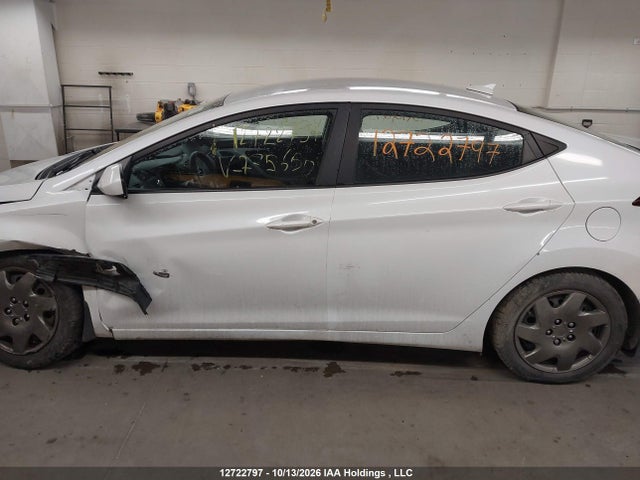 Hyundai ELANTRA GL 2016 5NPDH4AE9GH775650 Image 14