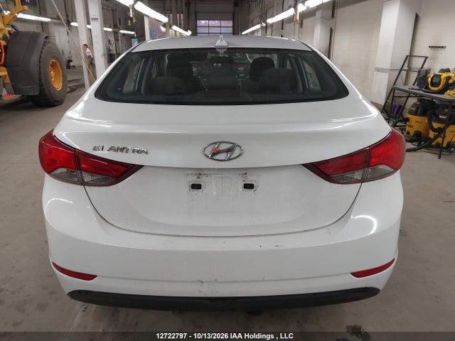 Hyundai ELANTRA GL 2016 5NPDH4AE9GH775650 Image 16