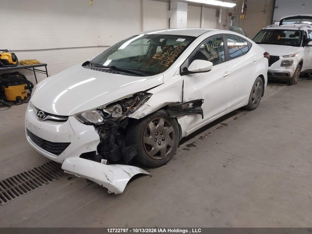 Hyundai ELANTRA GL 2016 5NPDH4AE9GH775650 Image 2