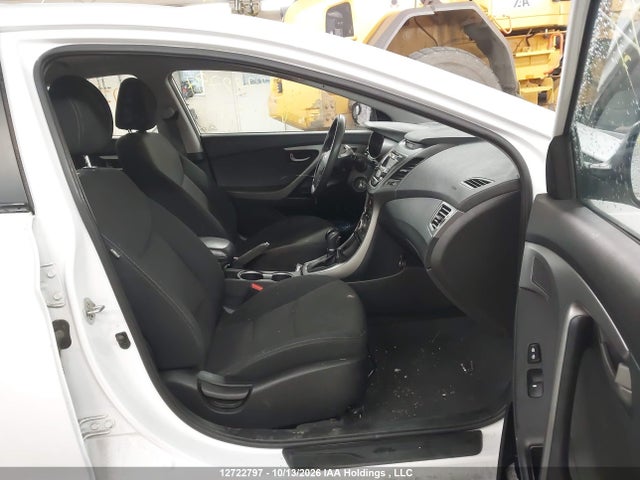 Hyundai ELANTRA GL 2016 5NPDH4AE9GH775650 Image 5