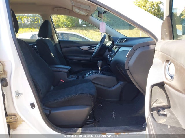 12708363 :رقم المزاد ، 5N1AT2MT3FC923426 vin ، 2015 Nissan Rogue S/sv مزاد بيع