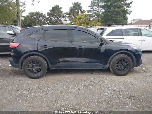 2022 Ford Escape S მანქანა იყიდება აუქციონზე, vin: 1FMCU9F62NUB71409, აუქციონის ნომერი: 12722840