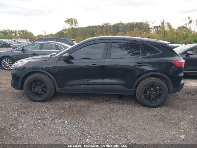 2022 Ford Escape S მანქანა იყიდება აუქციონზე, vin: 1FMCU9F62NUB71409, აუქციონის ნომერი: 12722840