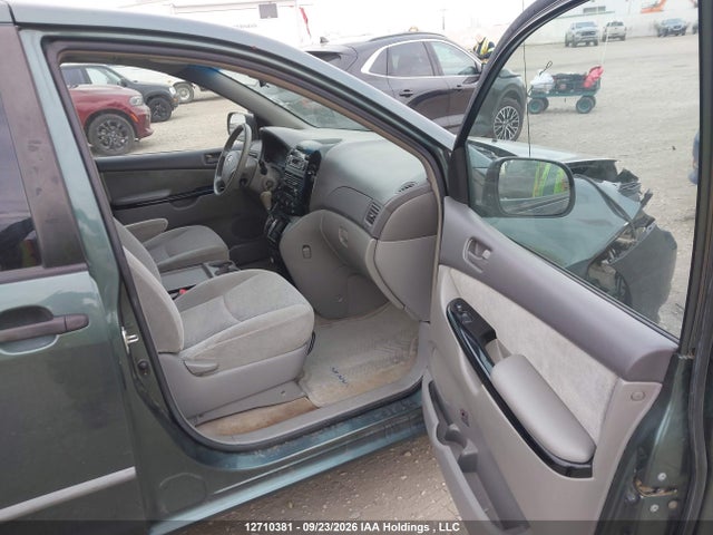 2005 Toyota Sienna Ce მანქანა იყიდება აუქციონზე, vin: 5TDZA29CX5S331055, აუქციონის ნომერი: 12710381