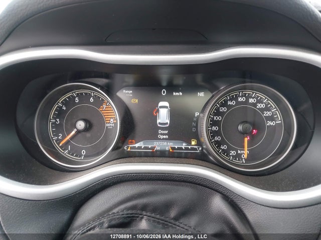 Продаж на аукціоні авто 2017 Jeep Cherokee Trailhawk, vin: 1C4PJMBS9HW580360, номер лоту: 12708891