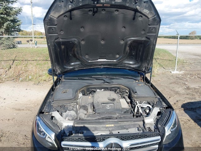 2017 Mercedes-benz Glc 300 4matic მანქანა იყიდება აუქციონზე, vin: WDC0G4KB9HV004851, აუქციონის ნომერი: 12722921