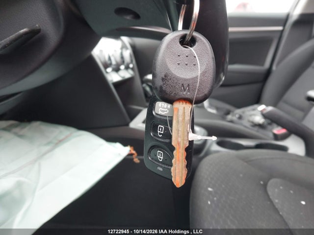 Продаж на аукціоні авто 2019 Hyundai Elantra Preferred, vin: KMHD84LF3KU810991, номер лоту: 12722945