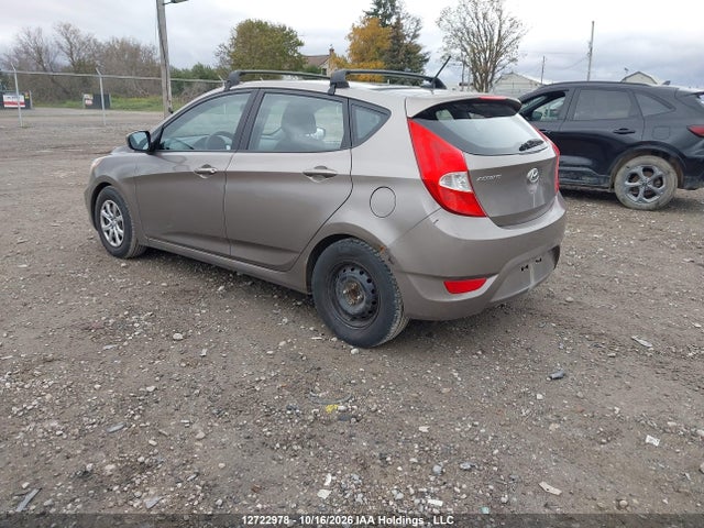 12722978 :رقم المزاد ، KMHCT5AE4DU130756 vin ، 2013 Hyundai Accent Gl مزاد بيع