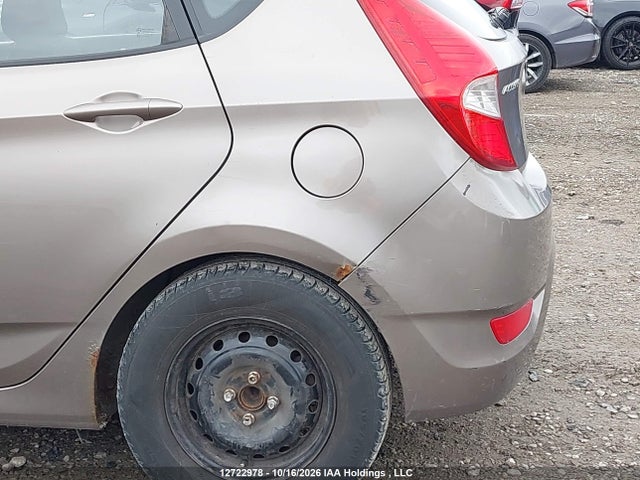 12722978 :رقم المزاد ، KMHCT5AE4DU130756 vin ، 2013 Hyundai Accent Gl مزاد بيع