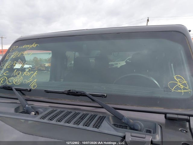 2020 Jeep Wrangler Unlimited Sahara მანქანა იყიდება აუქციონზე, vin: 1C4HJXEN0LW172544, აუქციონის ნომერი: 12722982
