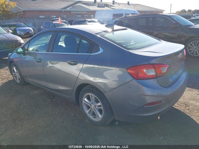 12723039 :رقم المزاد ، 1G1BE5SM8J7207356 vin ، 2018 Chevrolet Cruze مزاد بيع