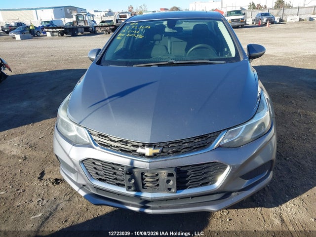 12723039 :رقم المزاد ، 1G1BE5SM8J7207356 vin ، 2018 Chevrolet Cruze مزاد بيع
