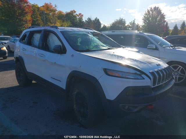 Продажа на аукционе авто 2016 Jeep Cherokee Trailhawk, vin: 1C4PJMBS0GW358269, номер лота: 12712454