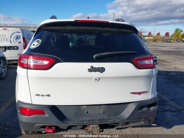 Продажа на аукционе авто 2016 Jeep Cherokee Trailhawk, vin: 1C4PJMBS0GW358269, номер лота: 12712454