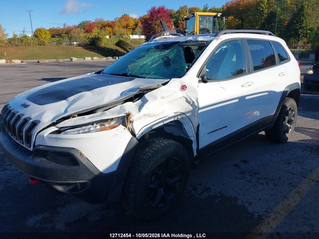 Продажа на аукционе авто 2016 Jeep Cherokee Trailhawk, vin: 1C4PJMBS0GW358269, номер лота: 12712454