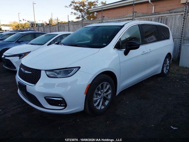 Chrysler Pacifica Limited 2026 2C4RC1GG8TR279098 Image 2