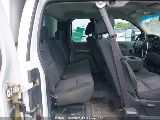 12670341 :رقم المزاد ، 1GT22ZCG3CZ305721 vin ، 2012 Gmc Sierra 2500hd Wt مزاد بيع