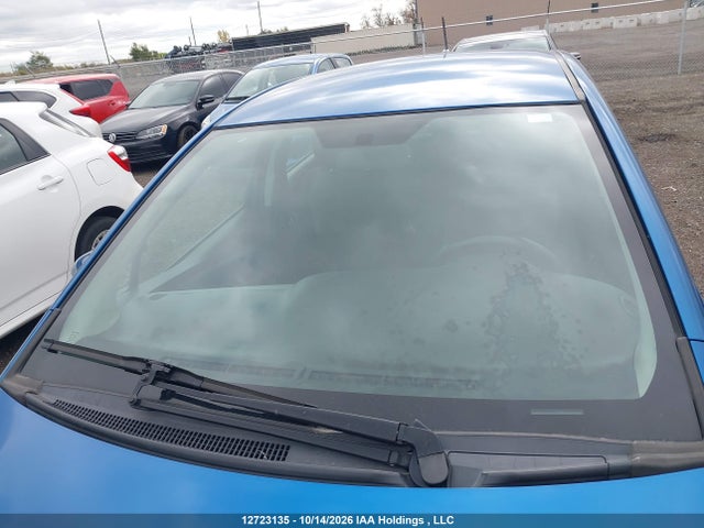 VNKKTUD32GA065651 Toyota YARIS LE