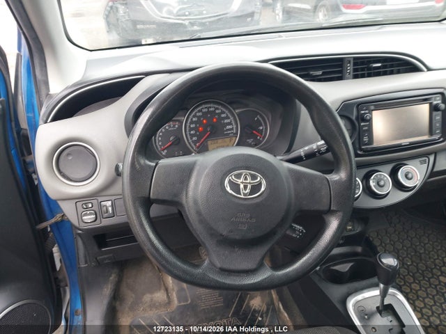 VNKKTUD32GA065651 Toyota YARIS LE