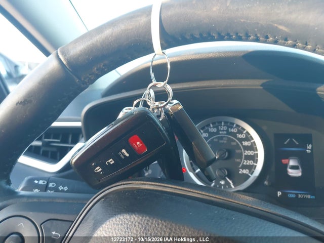 5YFBPRBE8LP012022 Toyota COROLLA LE